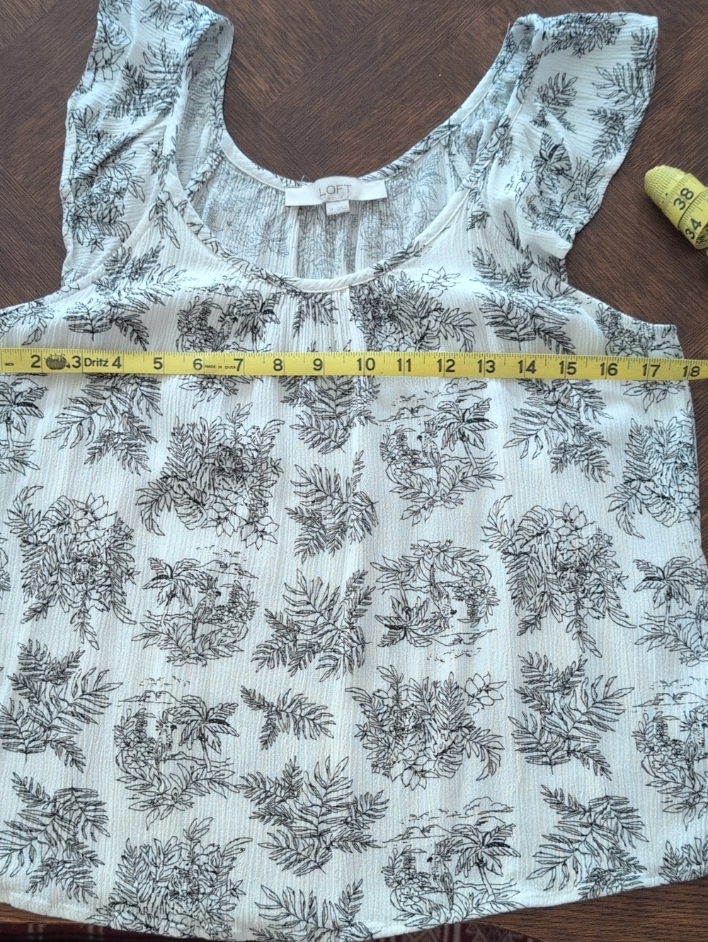Loft Flowy Top - Picture 2 of 4